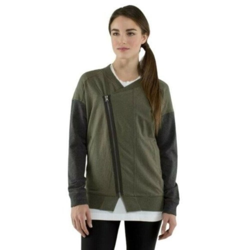 Lululemon Mula Wrap Bundle Jacket Green Asymmetrical Zip size 8